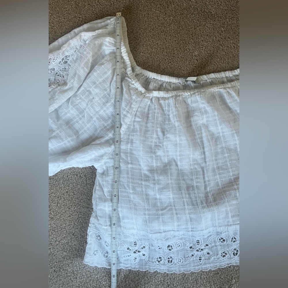 American Eagle White Embroidered Puff Sleeve Blouse, Size Small - Picture 11 of 11
